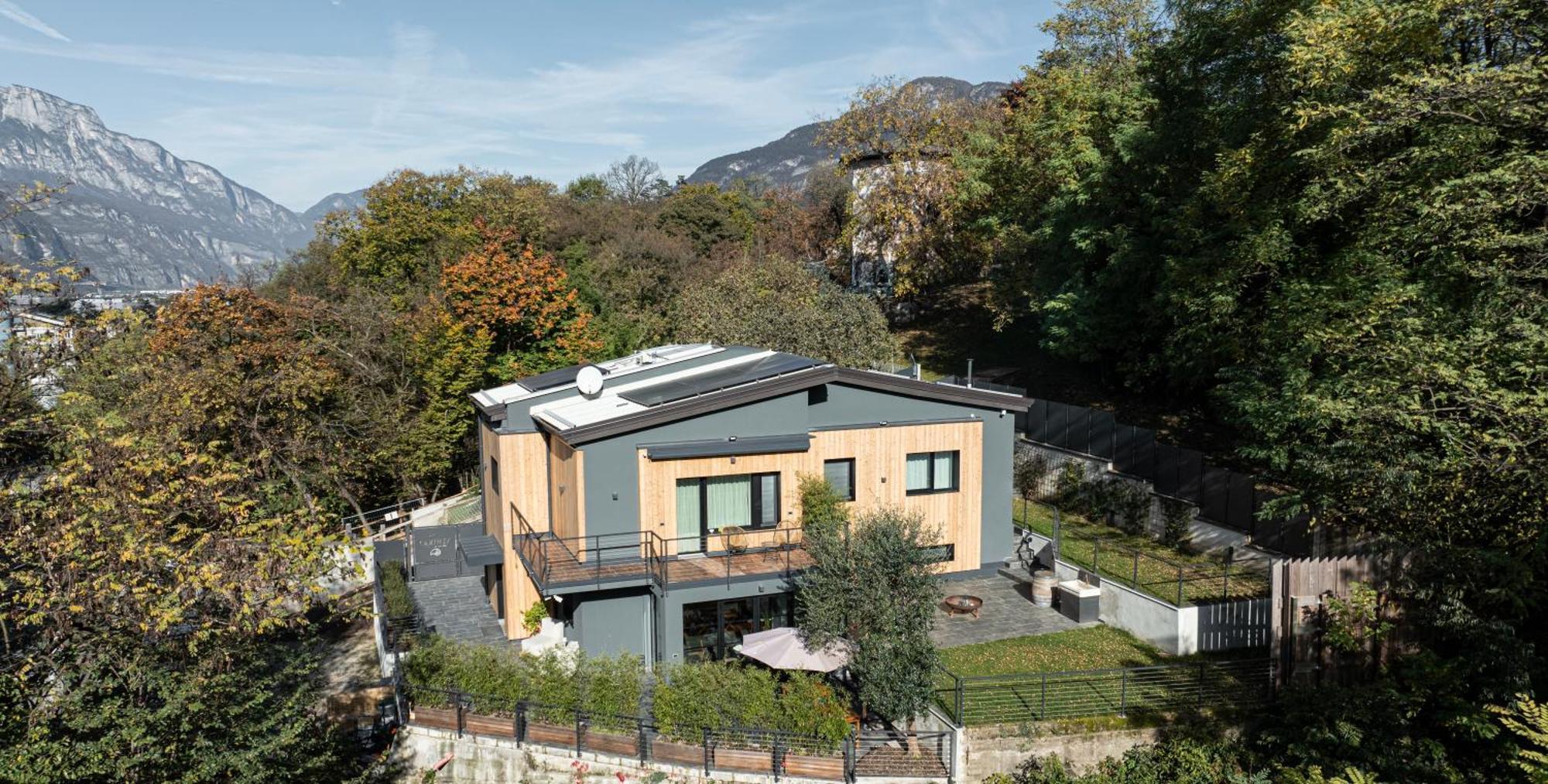 Casa Vertigo Bed & Breakfast Trento Exterior photo